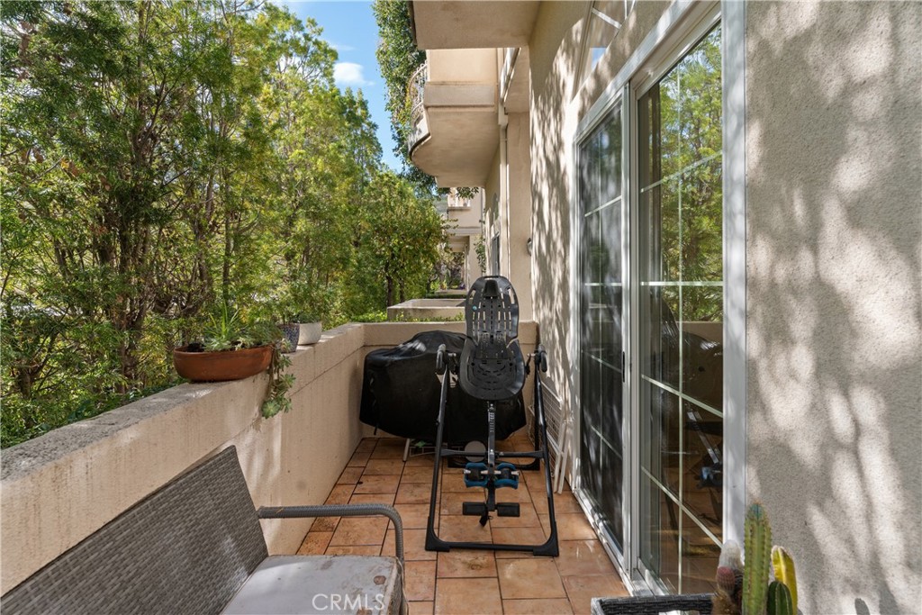 5340 Las Virgenes Road, Unit 11 Calabasas, CA 91302 - Photo 32 of 40
