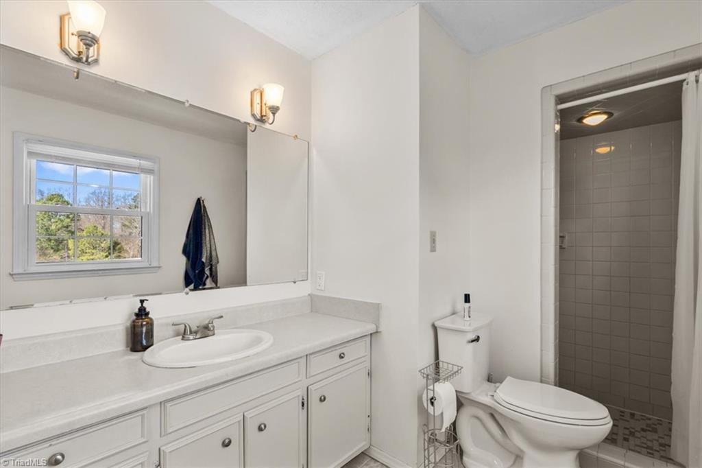 4809 Harvey Road Jamestown, NC 27282 - Photo 22 of 34 Gallery Image 22