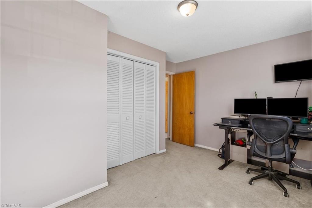 4809 Harvey Road Jamestown, NC 27282 - Photo 27 of 34 Gallery Image 27