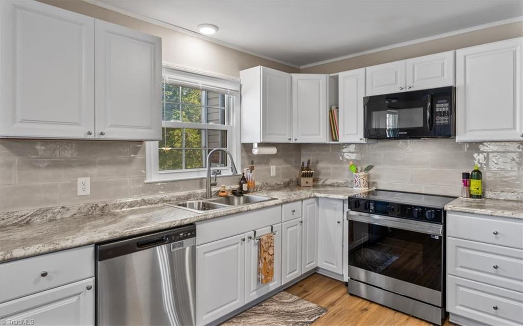 4809 Harvey Road Jamestown, NC 27282 - Photo 7 of 34 Gallery Image 7