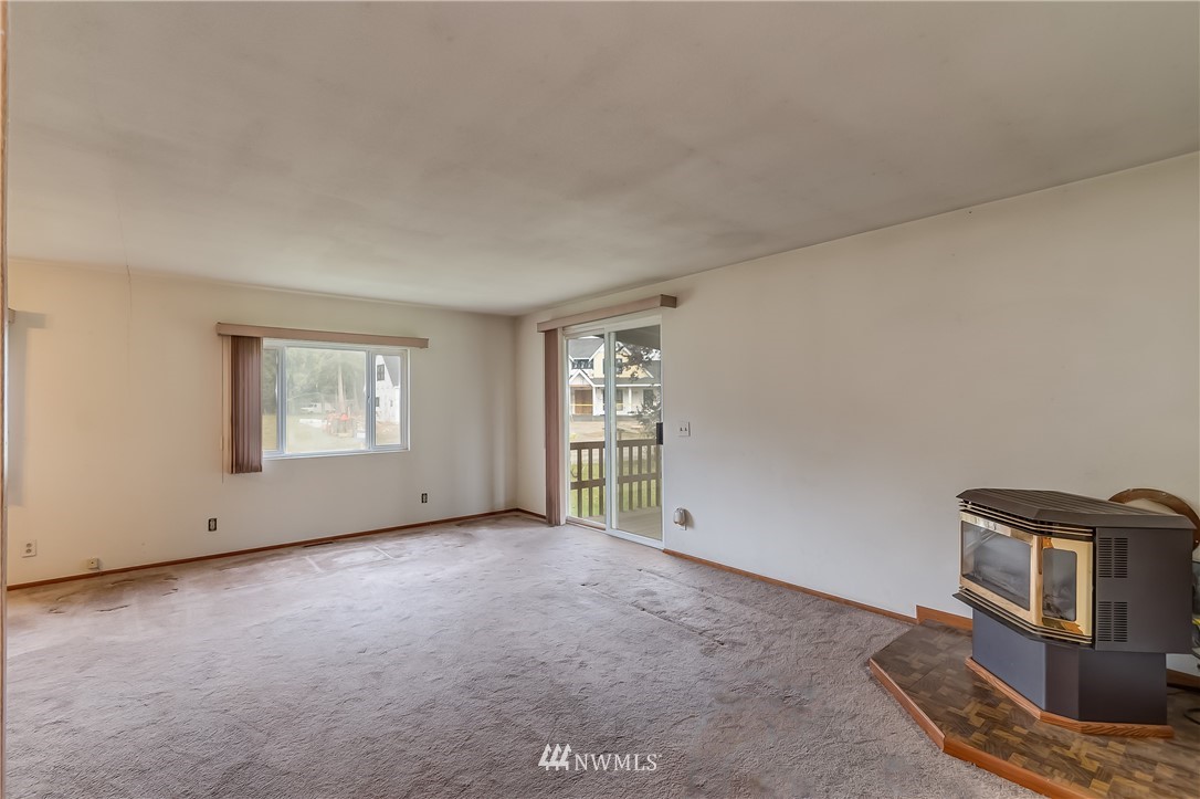 945 Adrian Drive Lynden, WA 98264 - Photo 9 of 25 Gallery Image 9