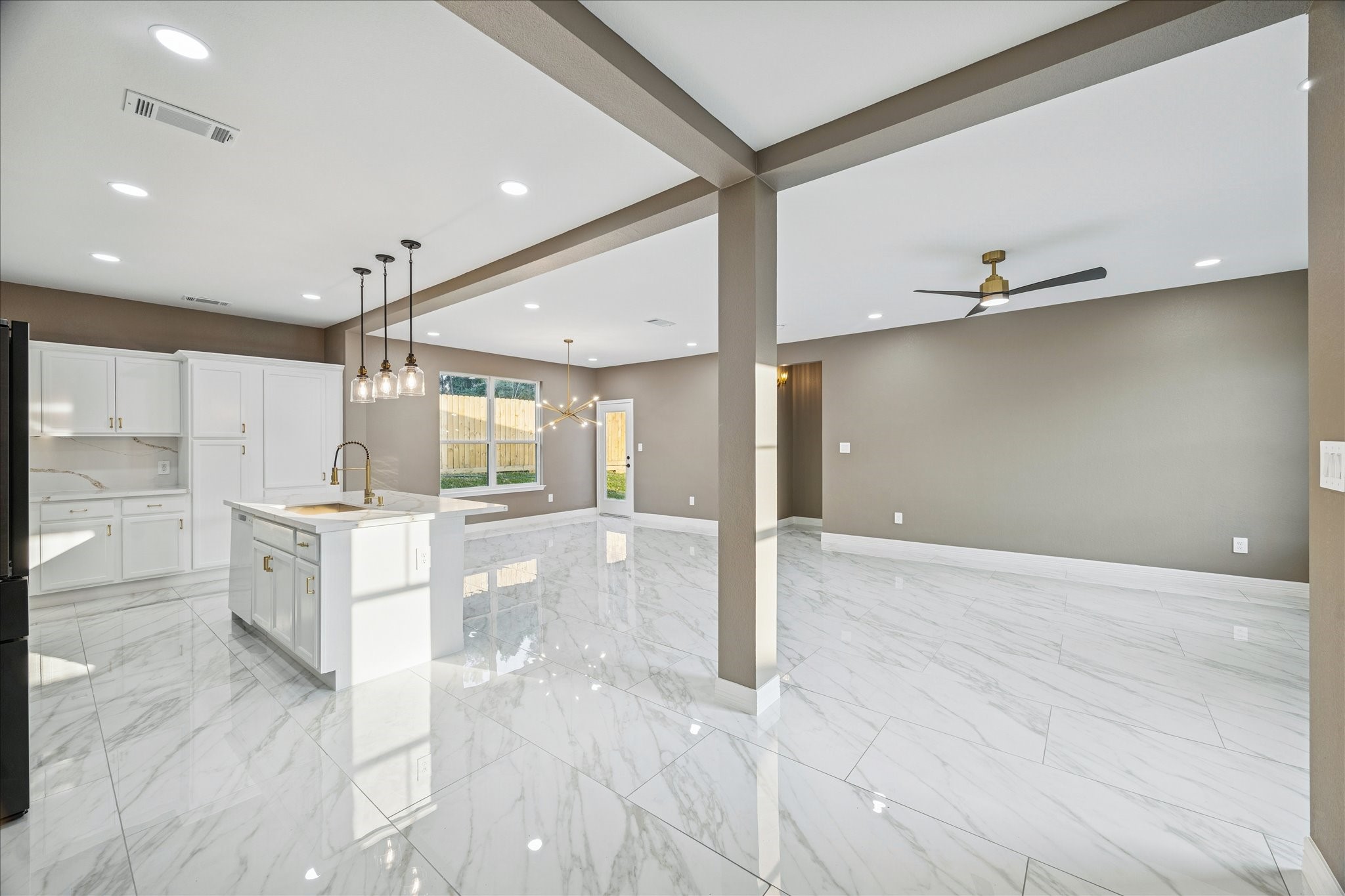 3026 Comanche Willis, TX 77378 - Photo 12 of 34 Kitchen