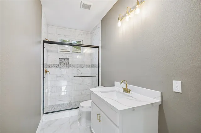 $299,995 | 3026 Comanche, Willis, TX 77378