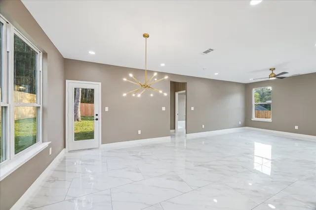 $299,995 | 3026 Comanche, Willis, TX 77378