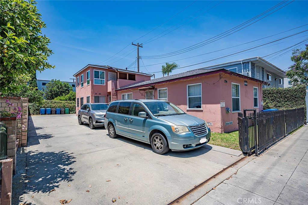 1111 Walnut Avenue Long Beach, CA 90813 - Photo 6 of 15
