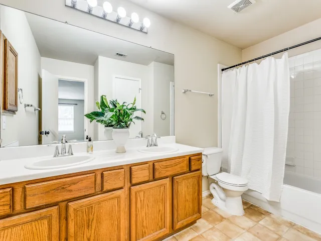 $2,950 | 6421 Clay Allison Pass, Austin, TX 78749