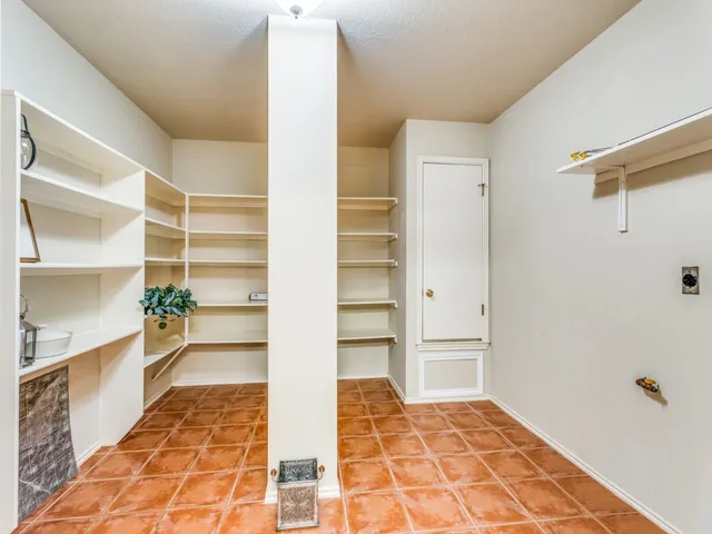 $2,950 | 6421 Clay Allison Pass, Austin, TX 78749