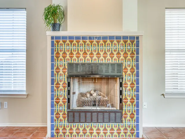 $2,950 | 6421 Clay Allison Pass, Austin, TX 78749