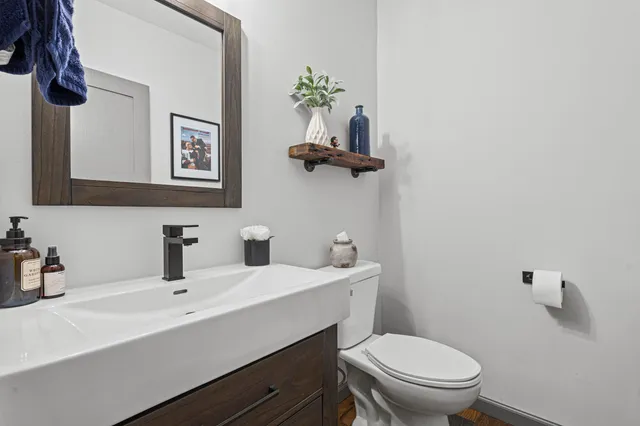 $1,750,000 | 1749 South Oneida Street, Green Bay, WI 54304