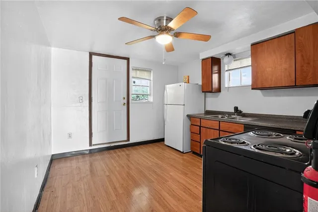 $1,539 | 4034 Murray Avenue, Unit 1, Pittsburgh, PA 15217