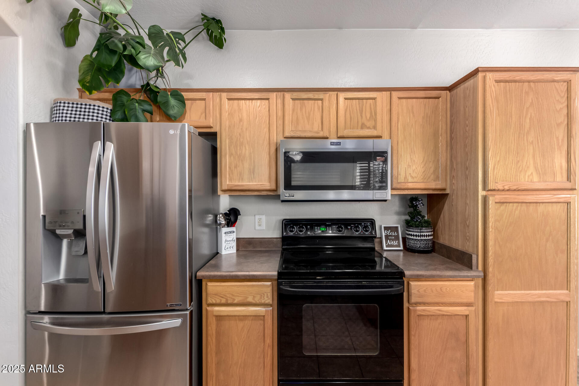 2558 South Martingale Road Gilbert, AZ 85295 - Photo 12 of 26 12 - Martingale