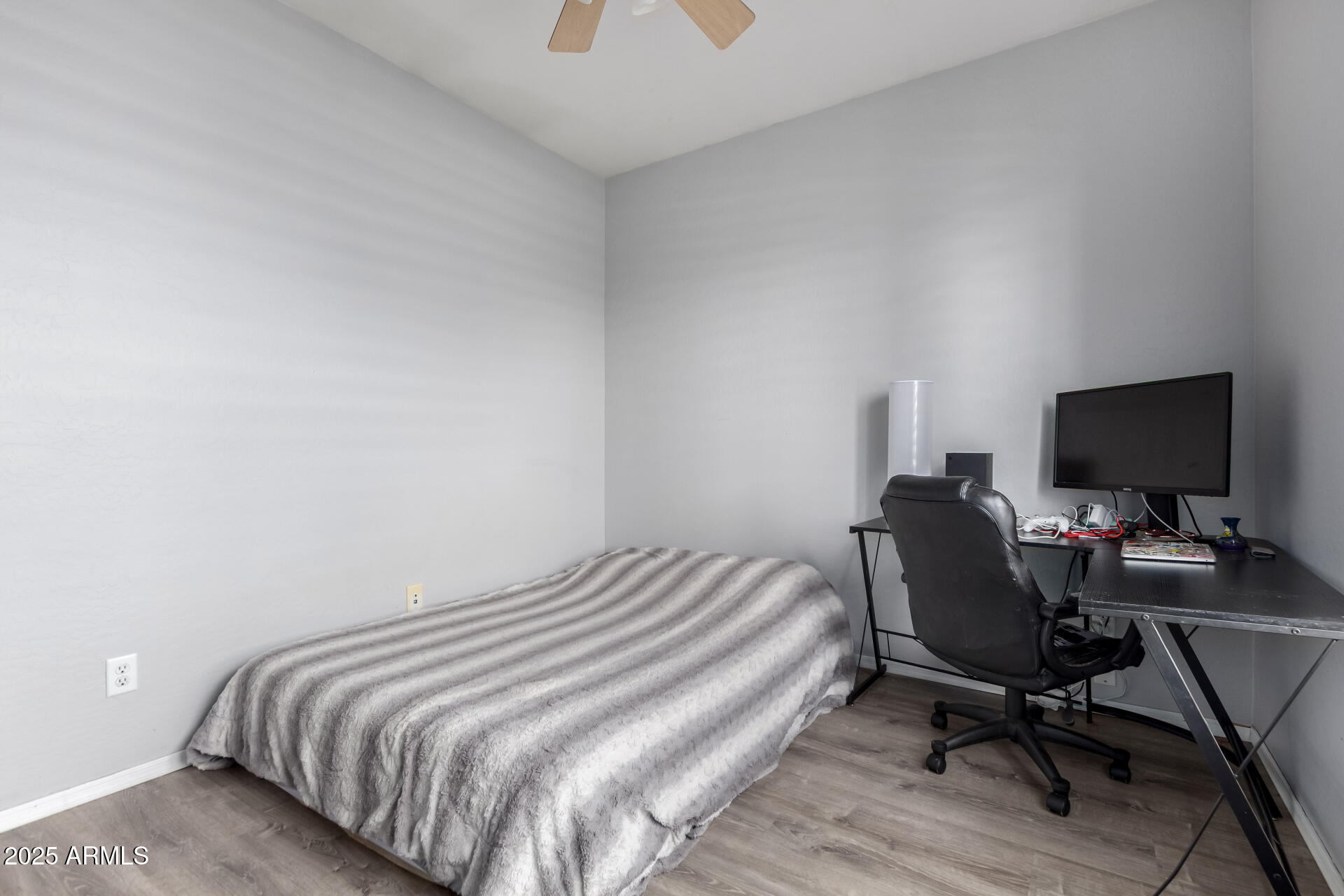 2558 South Martingale Road Gilbert, AZ 85295 - Photo 19 of 26 19 - Martingale