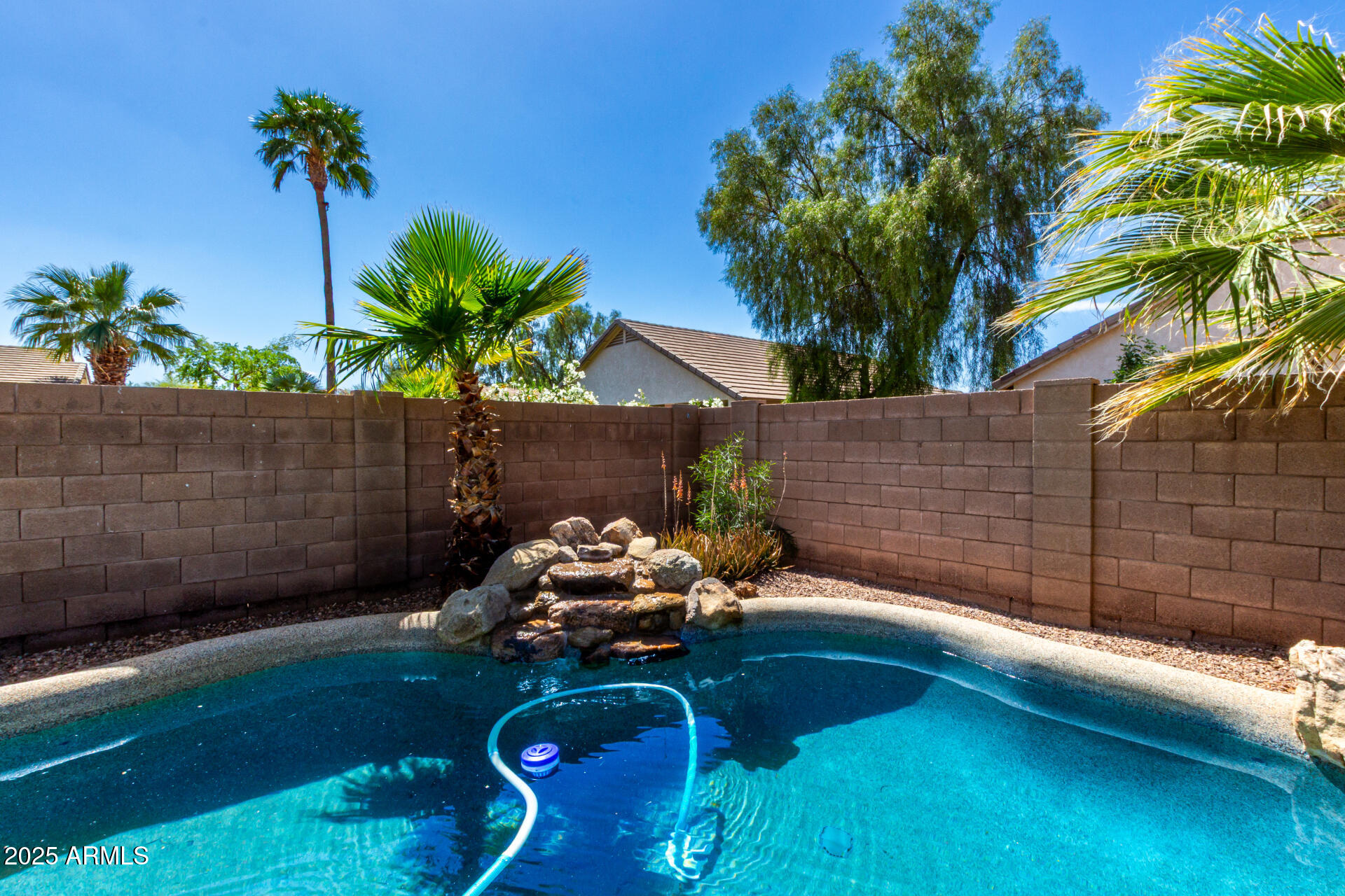 2558 South Martingale Road Gilbert, AZ 85295 - Photo 24 of 26 25 - Martingale