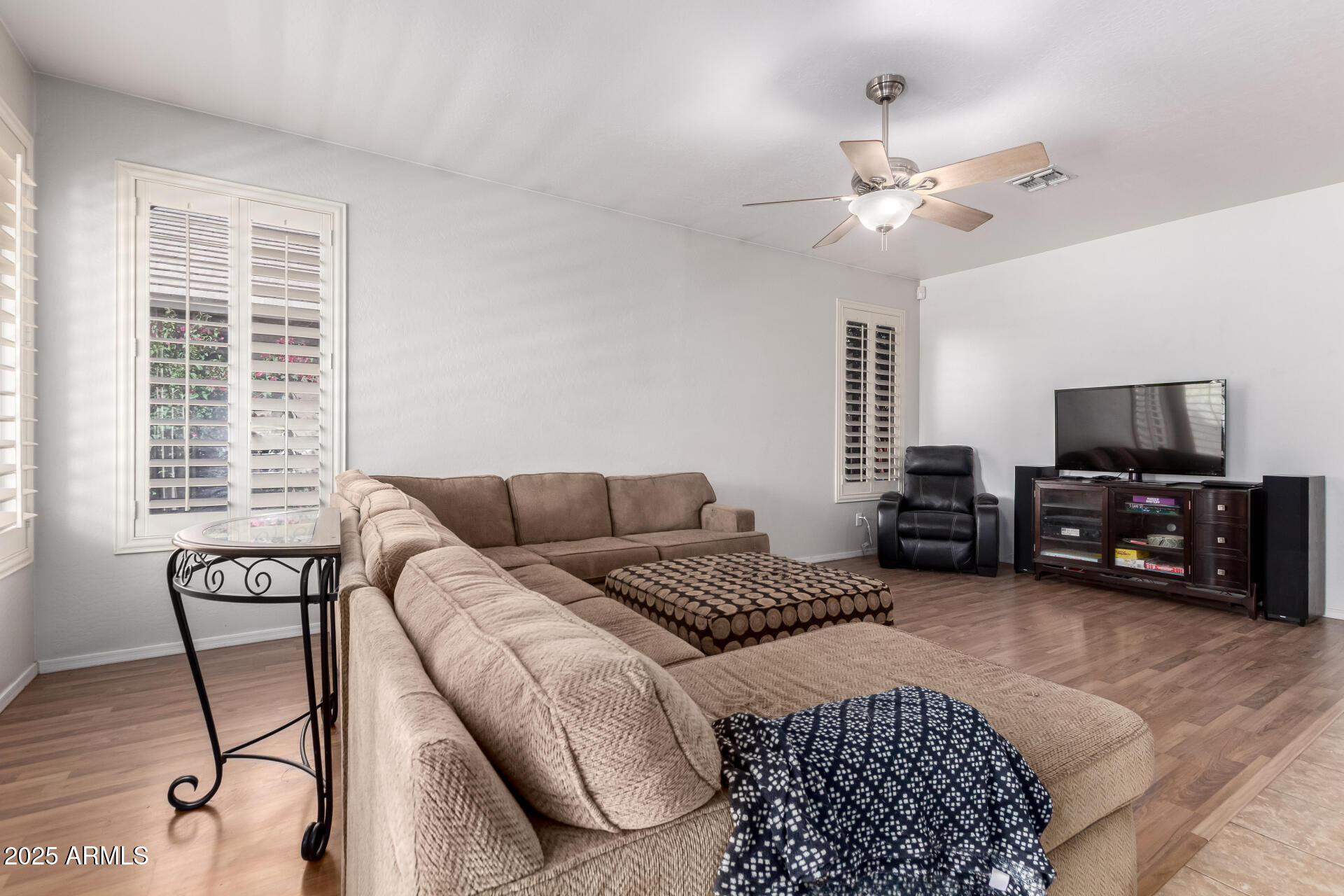 2558 South Martingale Road Gilbert, AZ 85295 - Photo 7 of 26 07 - Martingale