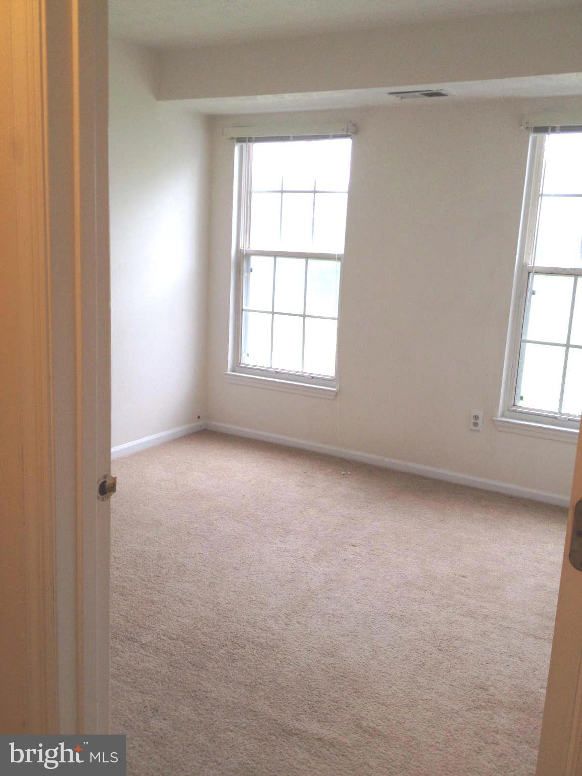 639 Deering Road, Unit 2H Pasadena, MD 21122 - Photo 17 of 30 Bedroom 1