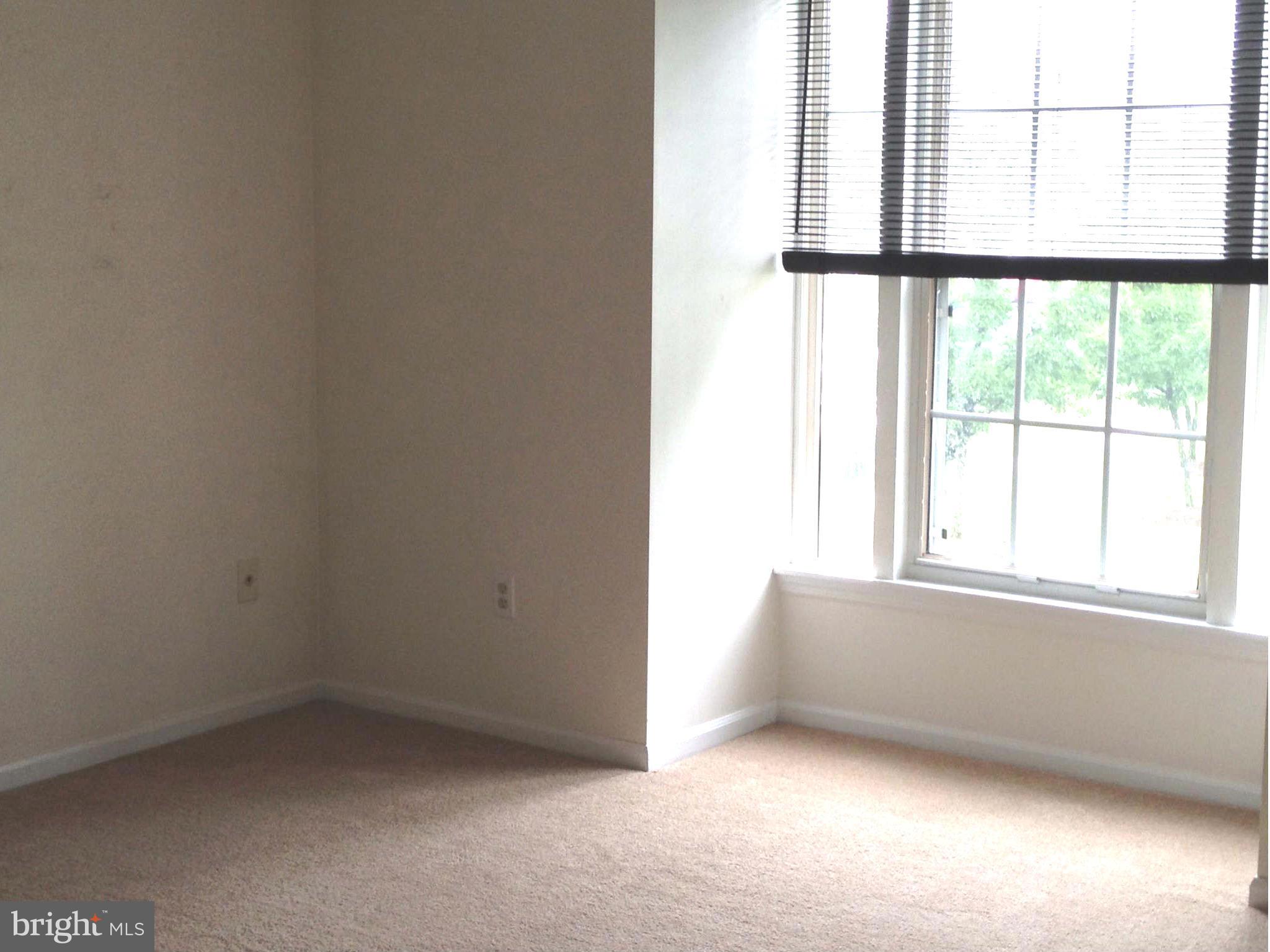 639 Deering Road, Unit 2H Pasadena, MD 21122 - Photo 21 of 30 Bedroom (Master)