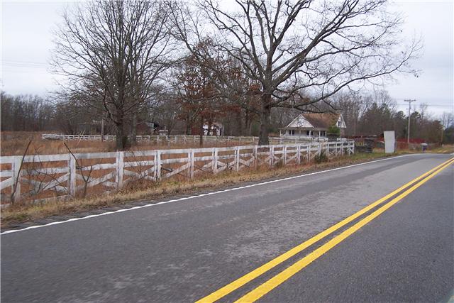 2030 Buffalo Road Hohenwald, TN 38462 - Photo 3 of 7 Gallery Image 3