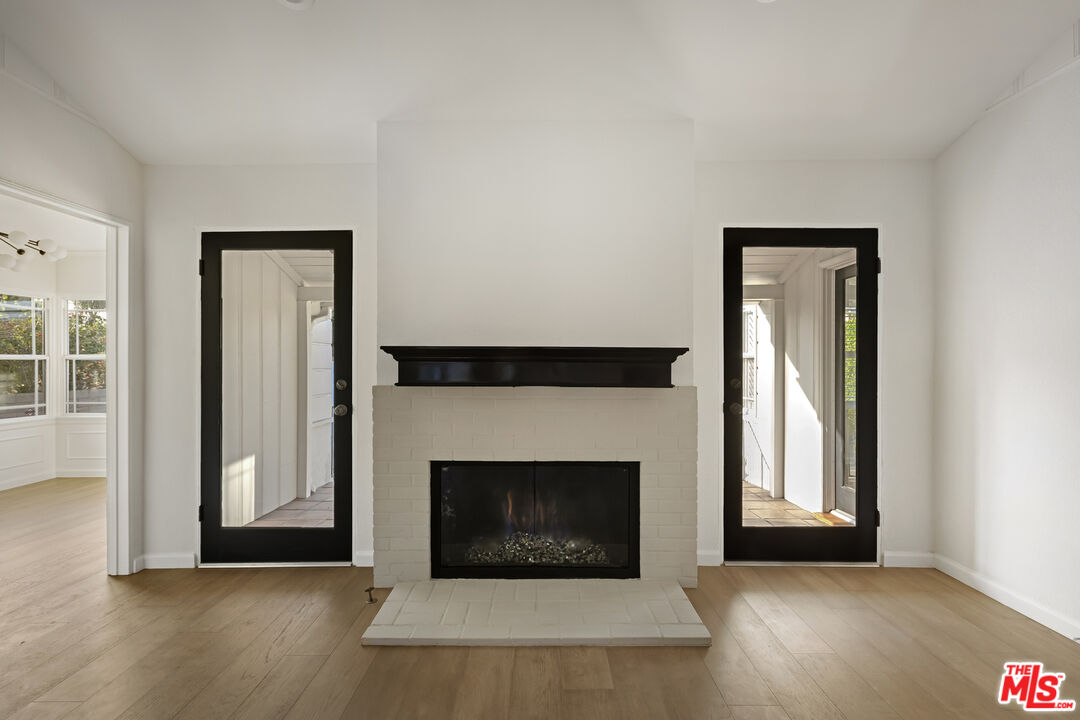 12153 Maxwellton Road Studio City, CA 91604 - Photo 11 of 48