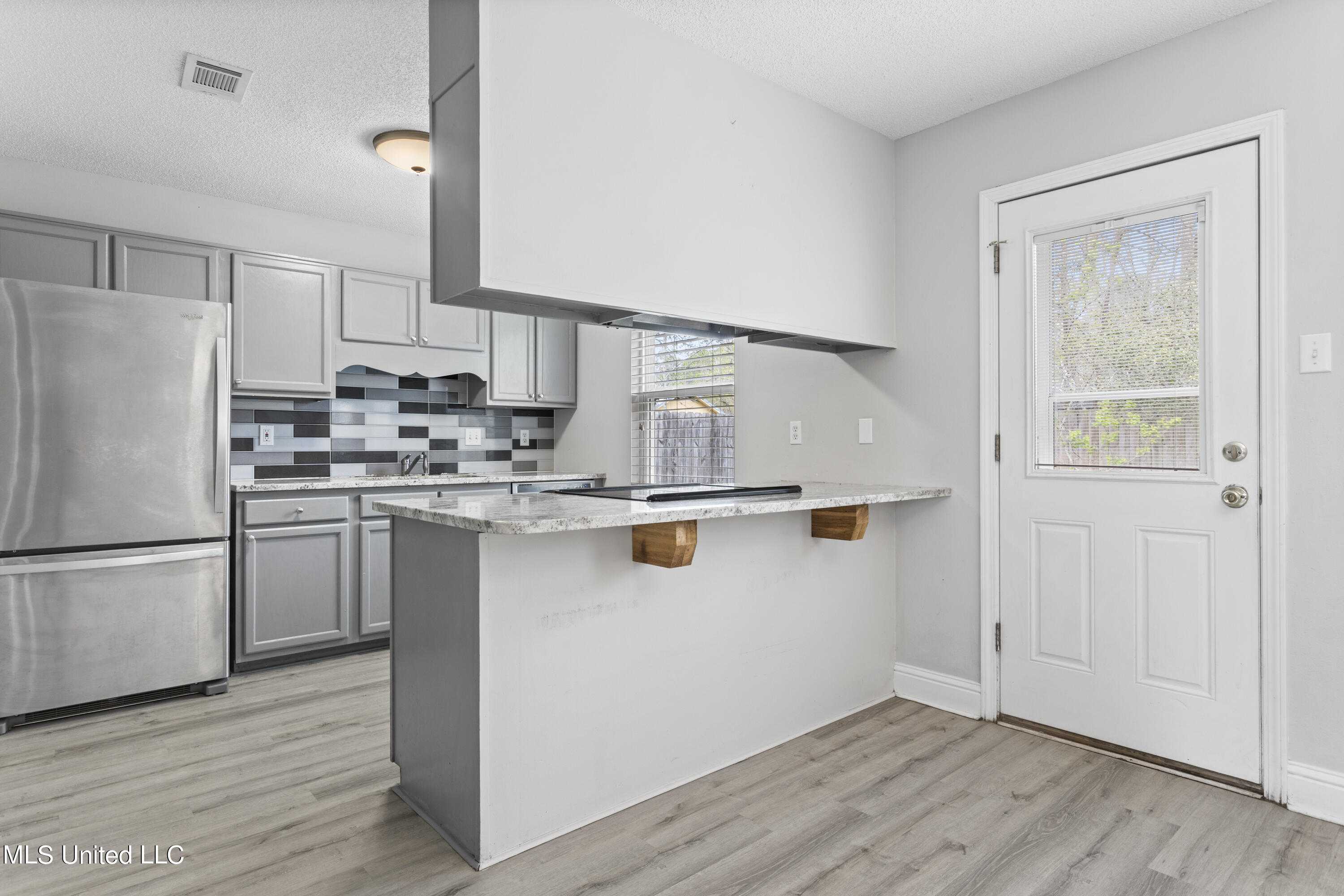 1620 Springridge Road Gautier, MS 39553 - Photo 8 of 24 008