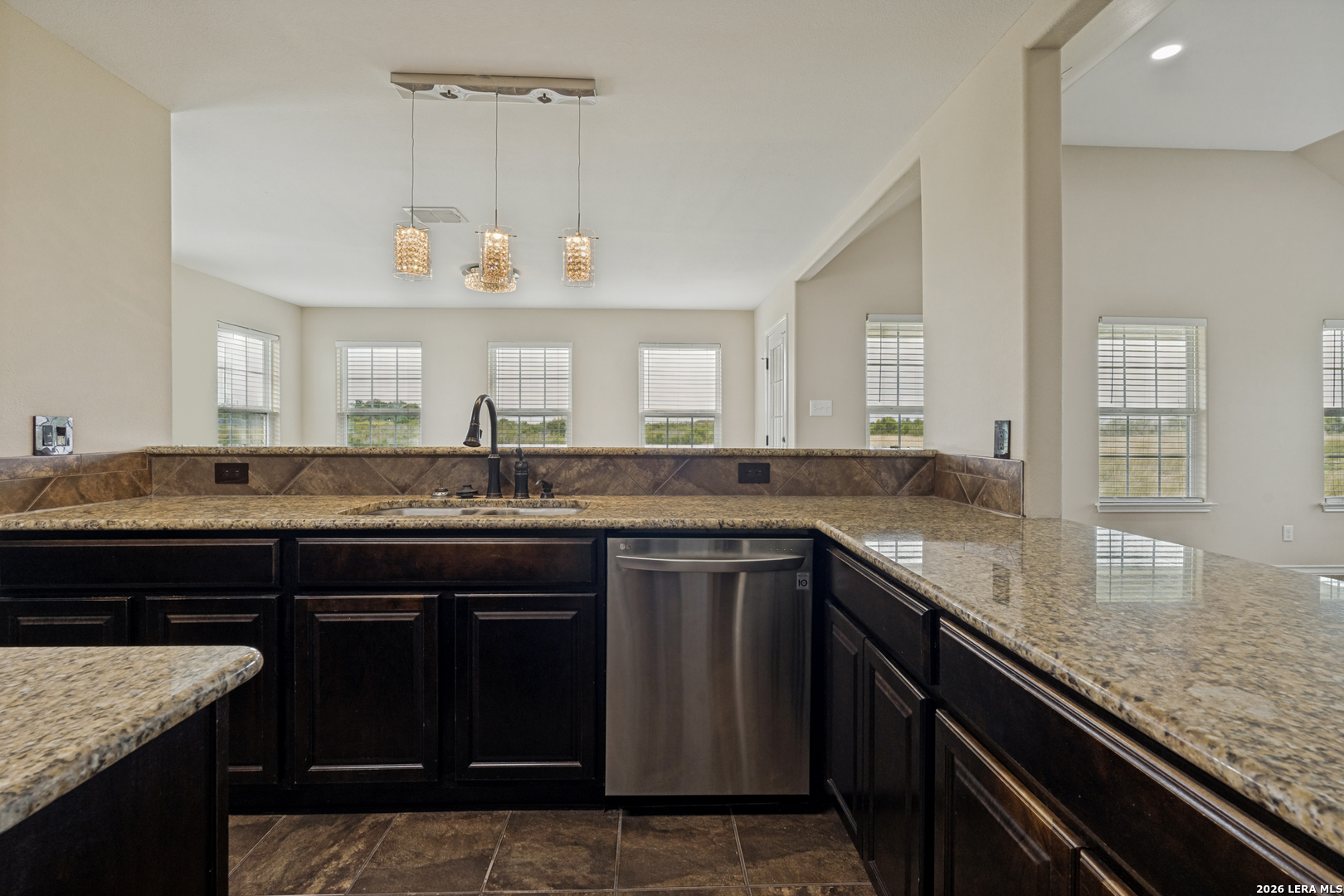 2512 Schwab Road Seguin, TX 78155 - Photo 10 of 39