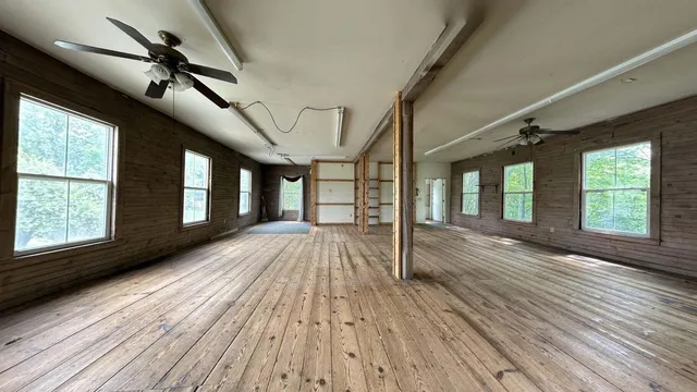 $144,900 | 5 Starks Road, New Sharon, ME 04955