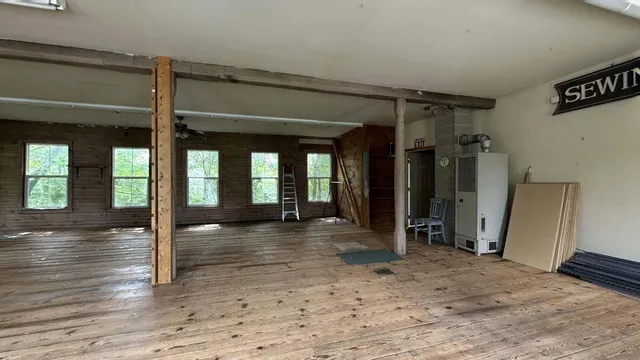 $144,900 | 5 Starks Road, New Sharon, ME 04955