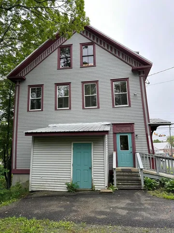 $144,900 | 5 Starks Road, New Sharon, ME 04955