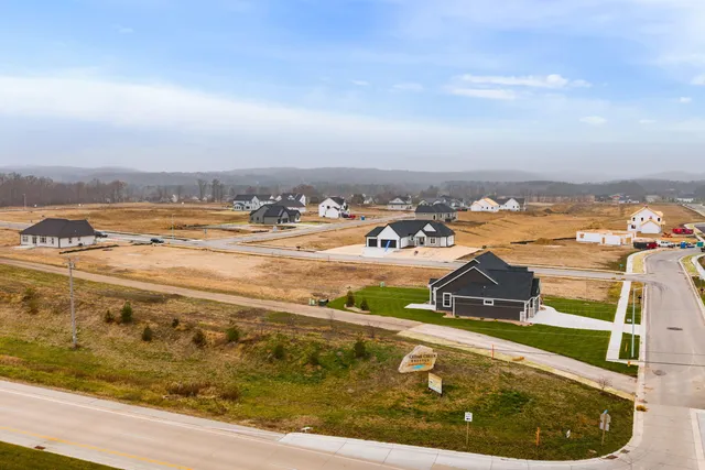 $225,000 | 2456 Boulder Drive, Slinger, WI 53086