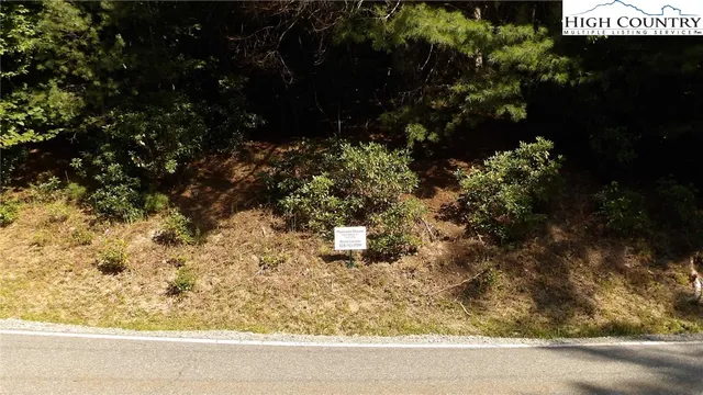 $19,900 | 1149 Pine Ridge Road, Beech Mountain, NC 28604