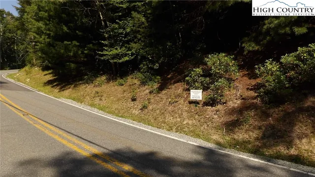 $19,900 | 1149 Pine Ridge Road, Beech Mountain, NC 28604