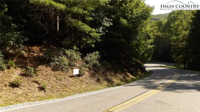 $19,900 | 1149 Pine Ridge Road, Beech Mountain, NC 28604