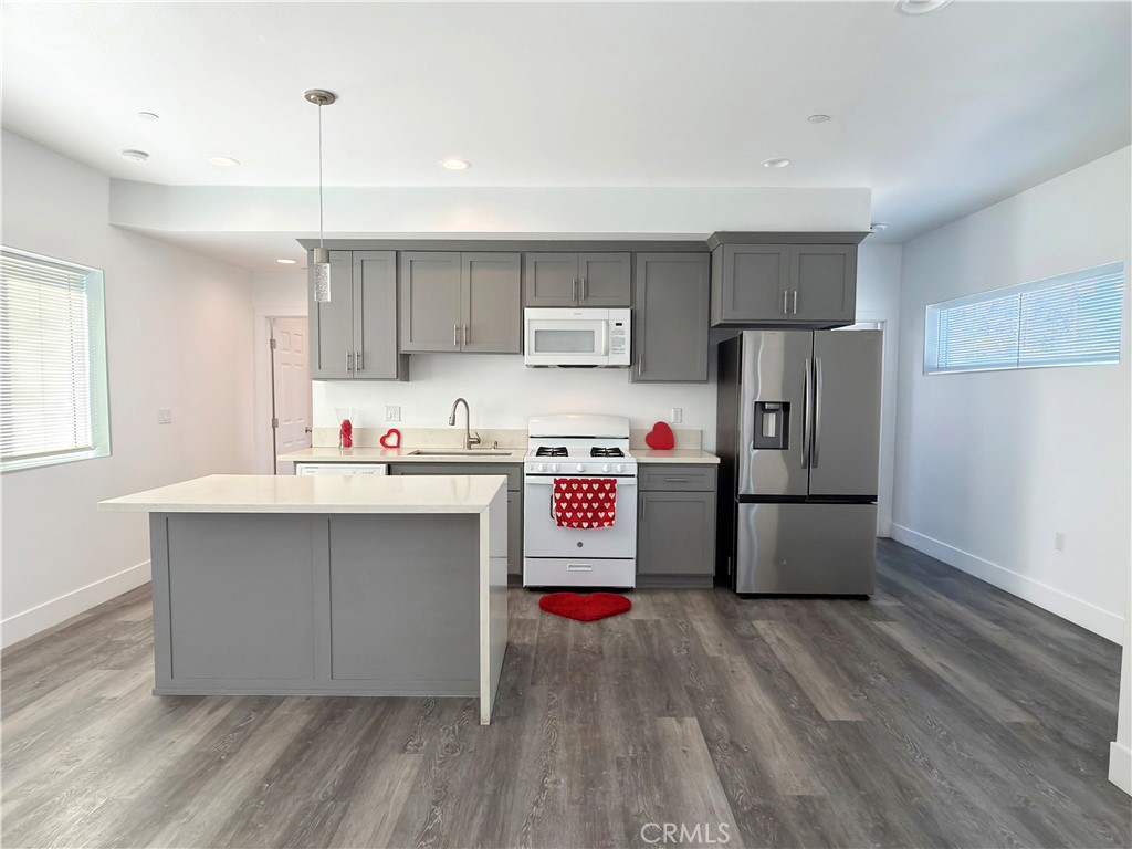1489 Atlantic Avenue Long Beach, CA 90813 - Photo 1 of 26