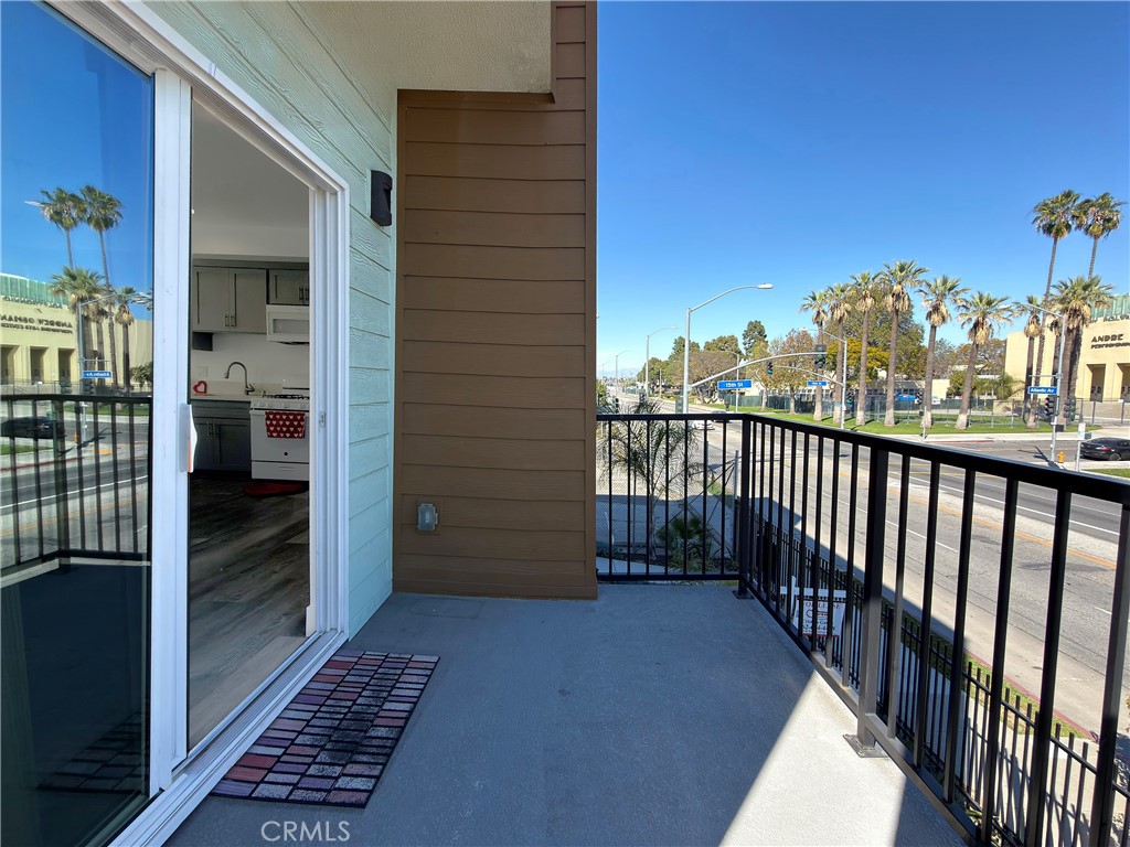 1489 Atlantic Avenue Long Beach, CA 90813 - Photo 5 of 26