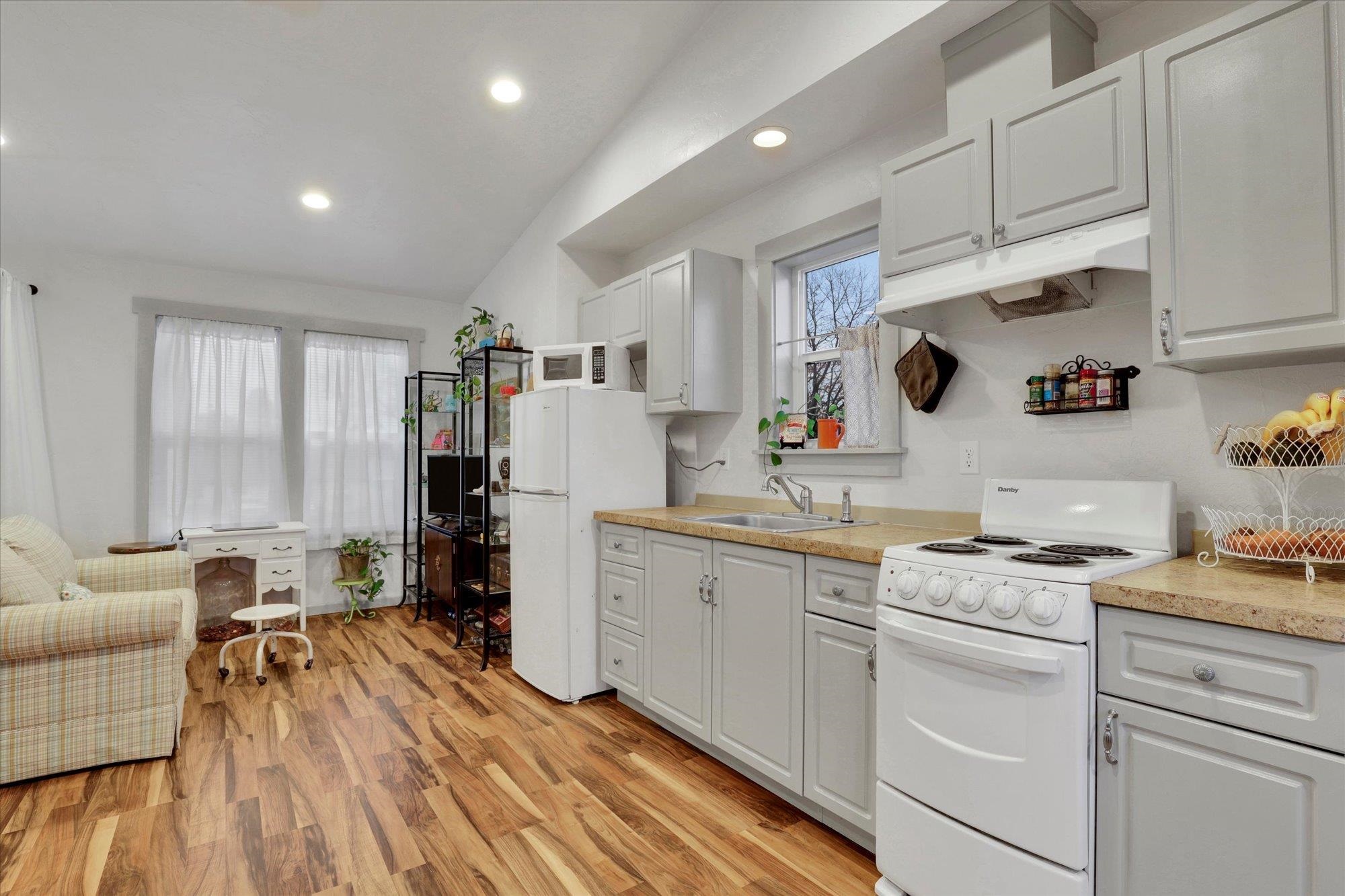 524 North Long Road Spokane Valley, WA 99016 - Photo 22 of 32