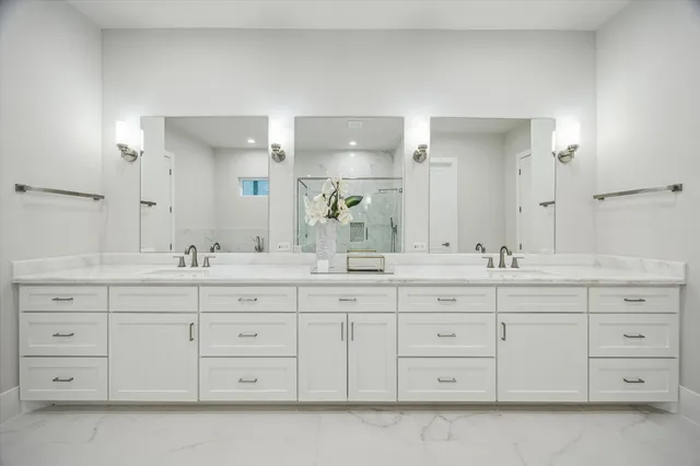 $1,338,000 | 902 Knox Street, Unit A, Houston, TX 77007