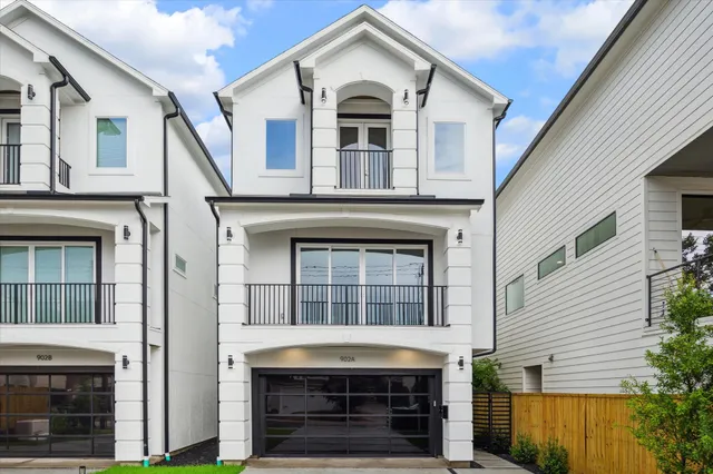 $1,338,000 | 902 Knox Street, Unit A, Houston, TX 77007