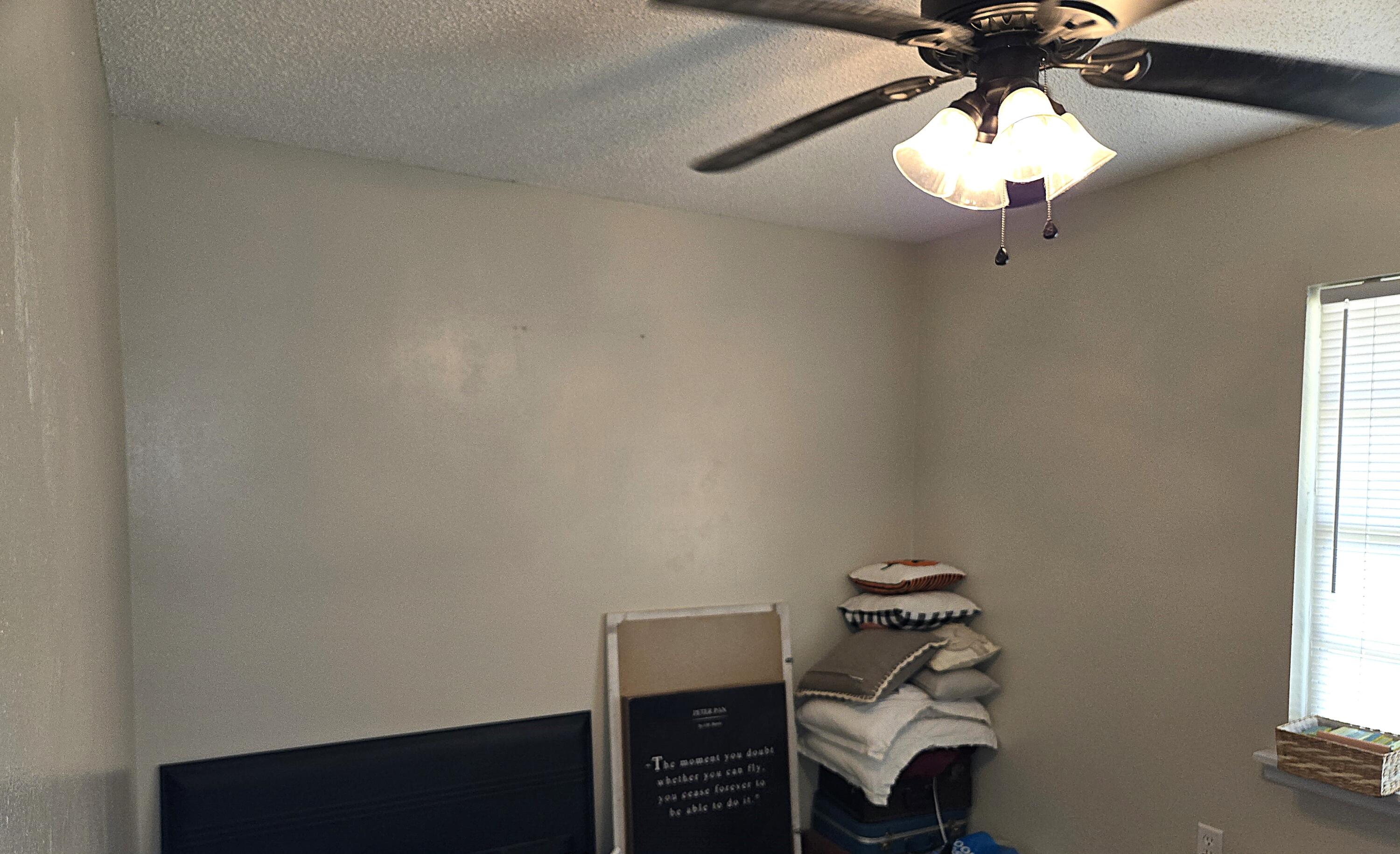 211 Northeast 3rd Terrace Williston, FL 32696 - Photo 36 of 46 a view of room with a window