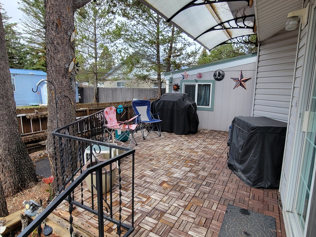 12 D Street Cascade, ID 83611 - Photo 4 of 24 Relax