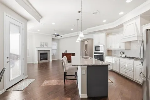 $550,000 | 2007 Ladera Boulevard, Highland Village, TX 75077