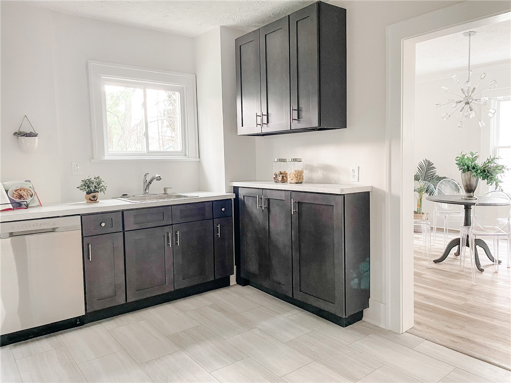 161 Maxwell Avenue Rochester, NY 14619 - Photo 5 of 12