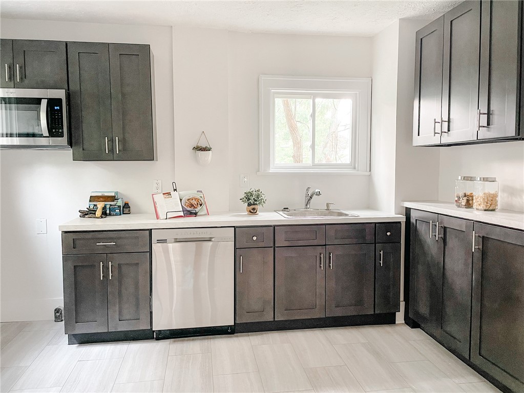 161 Maxwell Avenue Rochester, NY 14619 - Photo 6 of 12