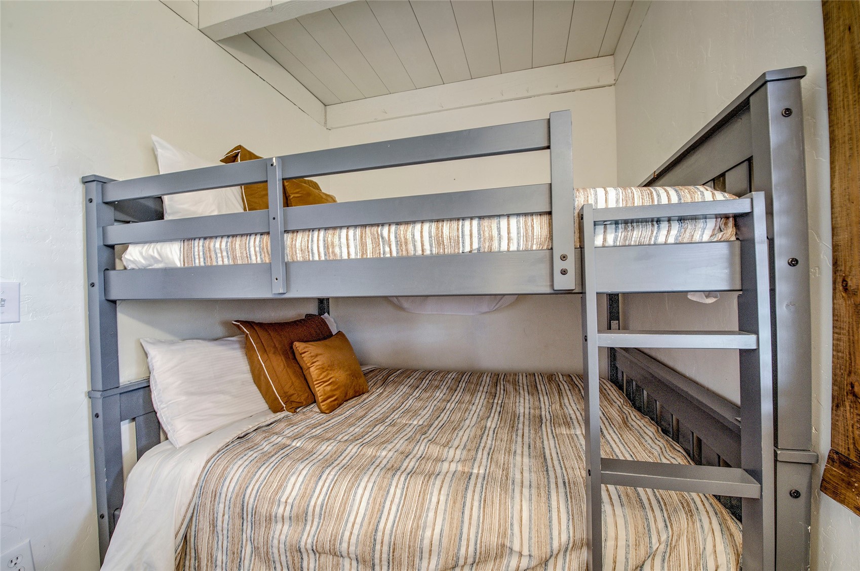 8014 Ryan Gulch Road, Unit B5 Silverthorne, CO 80498 - Photo 15 of 22 Bedroom #2 with build in bunk beds