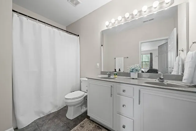 $199,900 | 7621 Magnolia Trail, Cherry Valley, IL 61016