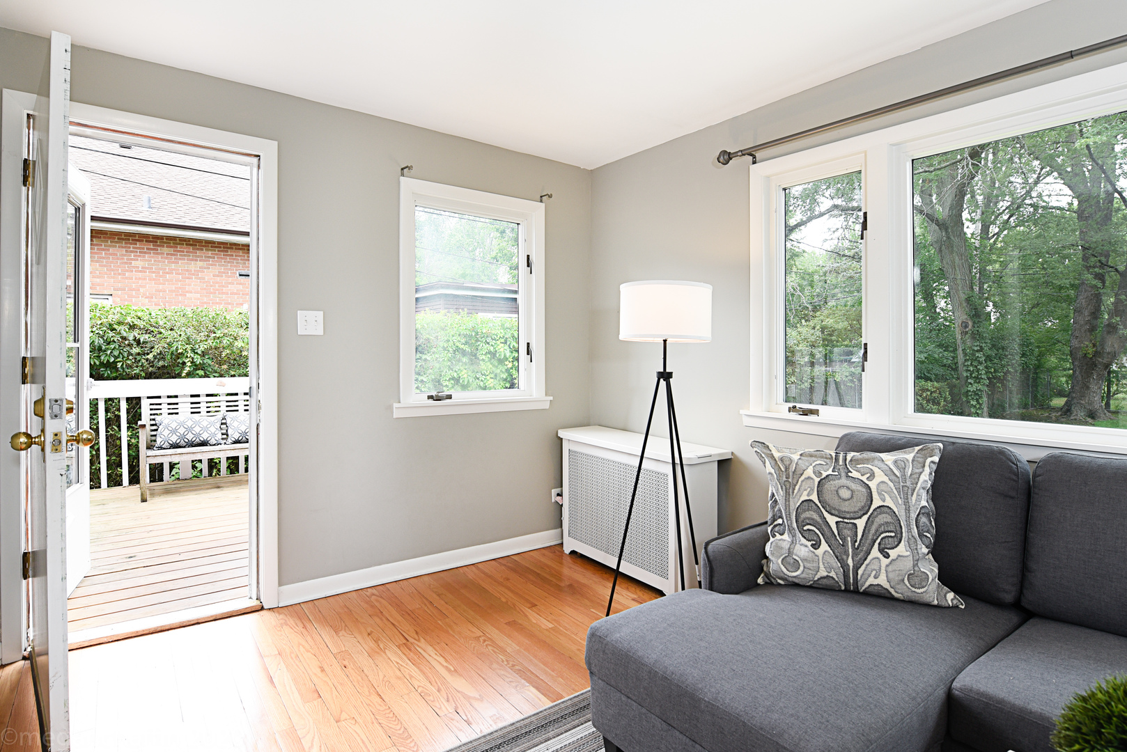 1149 Willow Road Winnetka, IL 60093 - Photo 14 of 37 a living room with furniture and a window