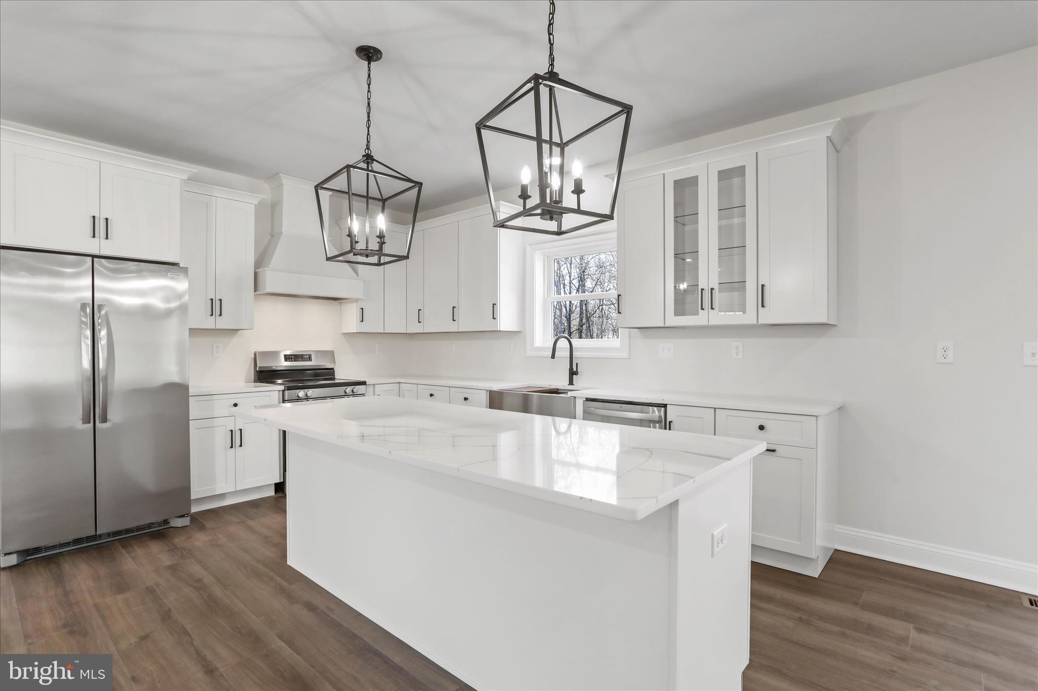 6348 Cherry Run Road Hedgesville, WV 25427 - Photo 8 of 39