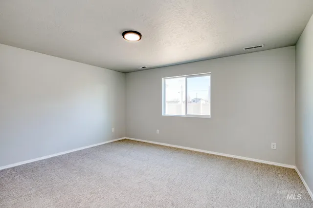 $389,990 | 1707 North Birch Street, Jerome, ID 83338