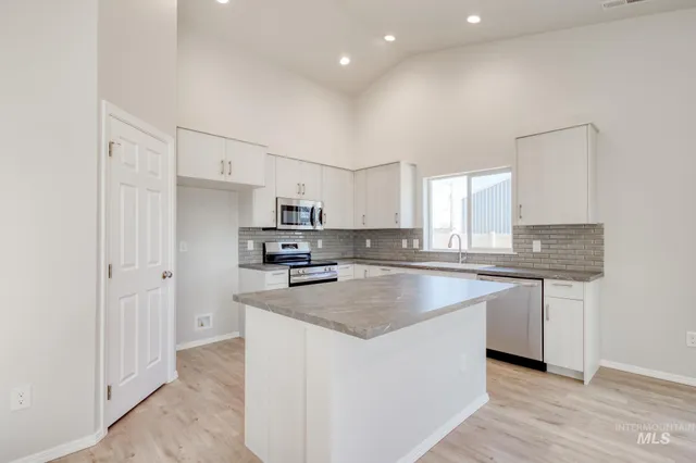 $389,990 | 1707 North Birch Street, Jerome, ID 83338