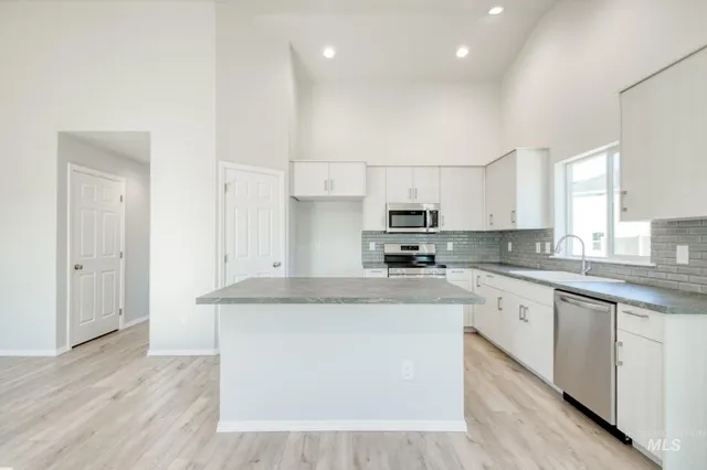 $389,990 | 1707 North Birch Street, Jerome, ID 83338