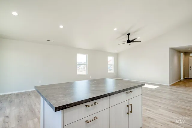 $389,990 | 1707 North Birch Street, Jerome, ID 83338