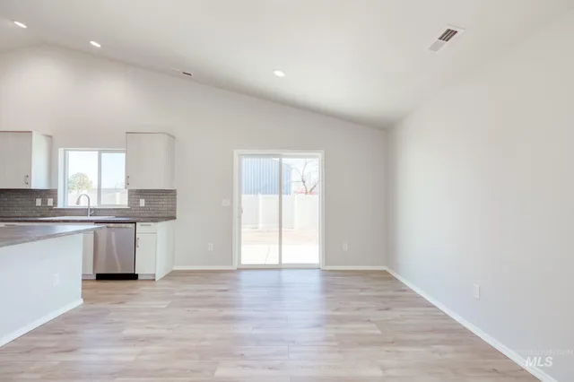 $389,990 | 1707 North Birch Street, Jerome, ID 83338